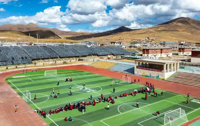 建造单位施行中职兜底招生初中结业后就进入社会的学生大幅削